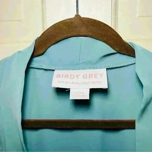Birdy Grey Robe - Picture 5 of 5